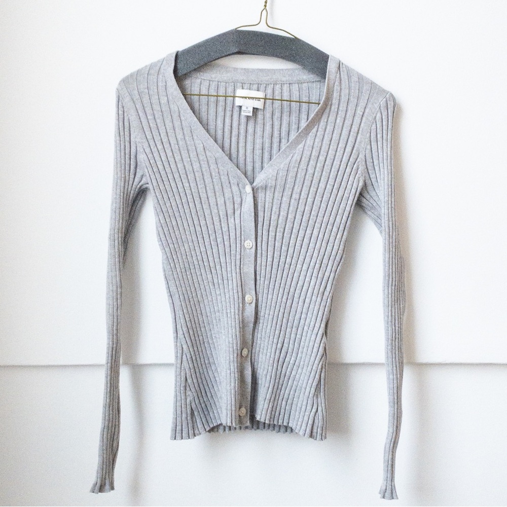 FRANK AND OAK VNeck Ribbed Gray Cardigan